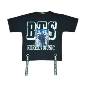 تیشرت کراپ مشکی BTS – طرح K-POP (مناسب دخترانه و پسرانه)